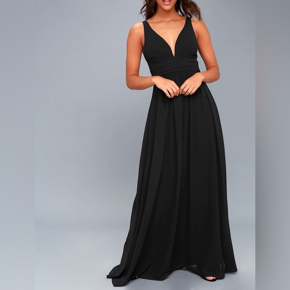 NWT LULUS Leading Role Black Maxi Dress!